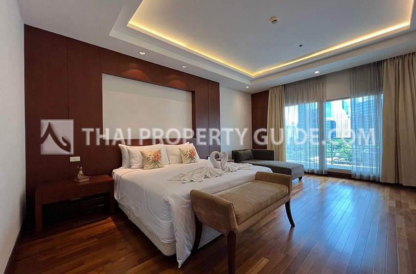 Apartment in Ploenchit 